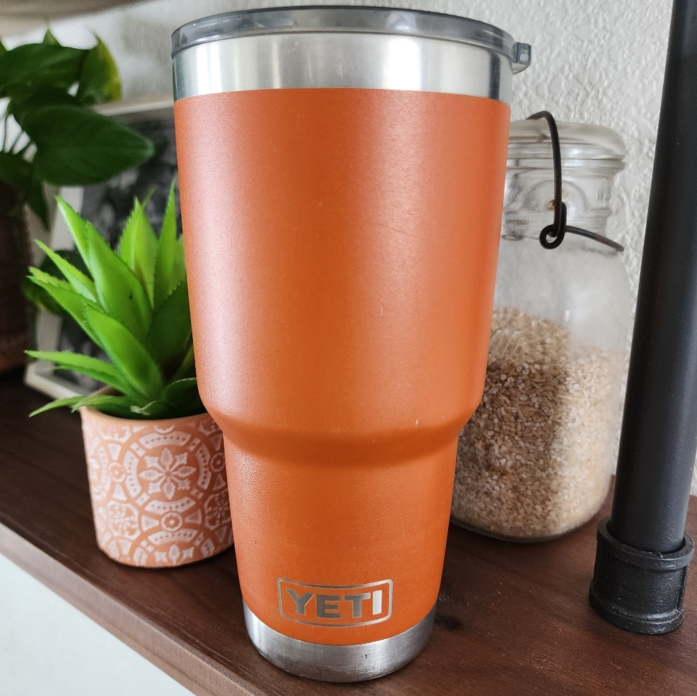 Yeti 30 oz tumbler